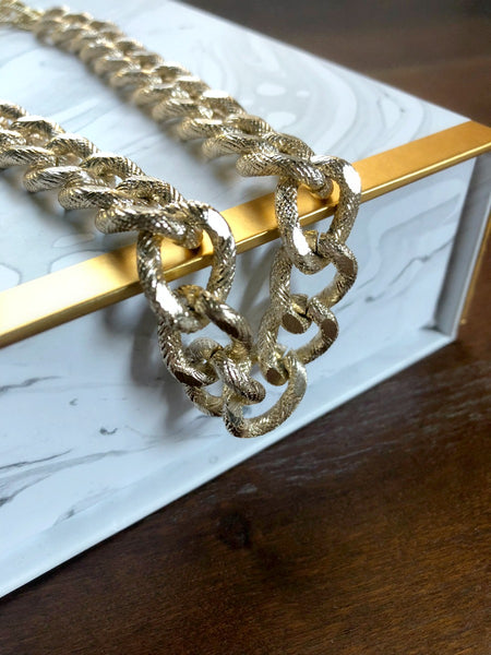 Gold Chunky Chain Necklace - Single Strand