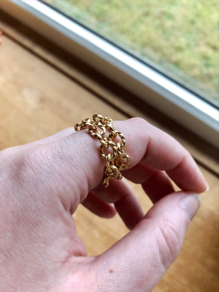 Gold Twisted Chain Ring