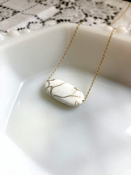 Kintsugi-Inspired Ivory Necklace and Print Gift Box