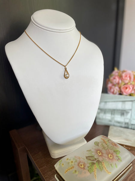 Vintage Gold Faux Pearl Drop Necklace