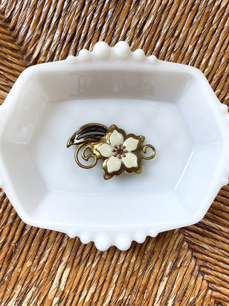 Vintage Gold and Off White Floral Swirl Brooch