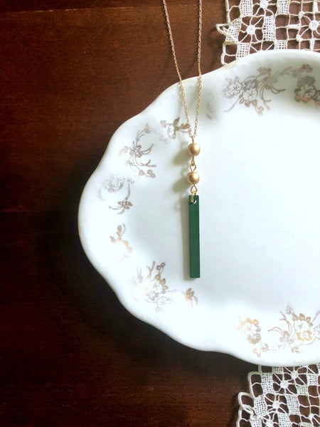 BOUNDARIES Green and Gold Bar Necklace