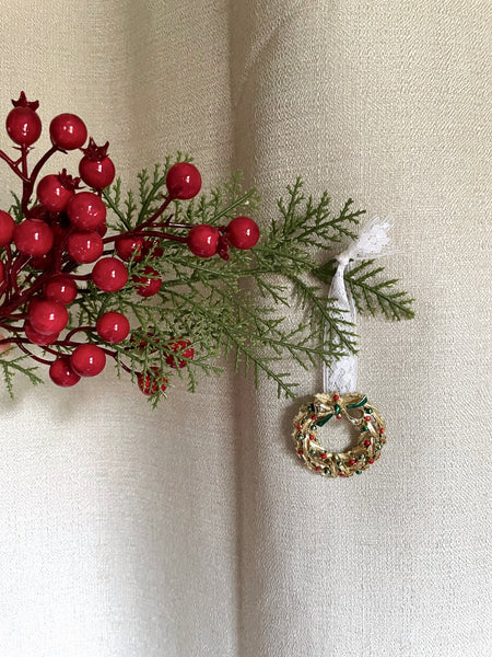 Vintage Wreath Brooch Ornament